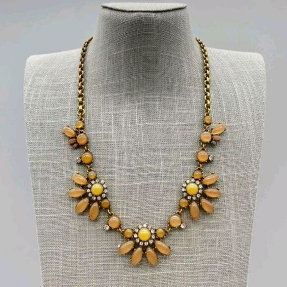 J. Crew Necklace Taupe Yellow Beaded Flower Pendants Crystal Accents Gold Tone - Picture 1 of 10